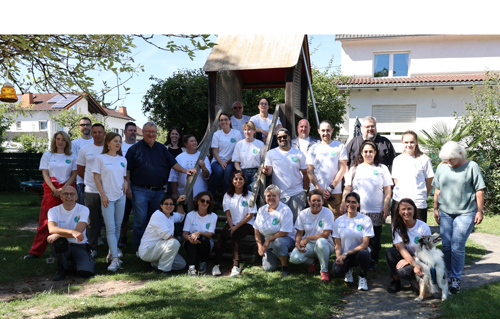 Volunteers from the Advanced Interlayer Solutions division